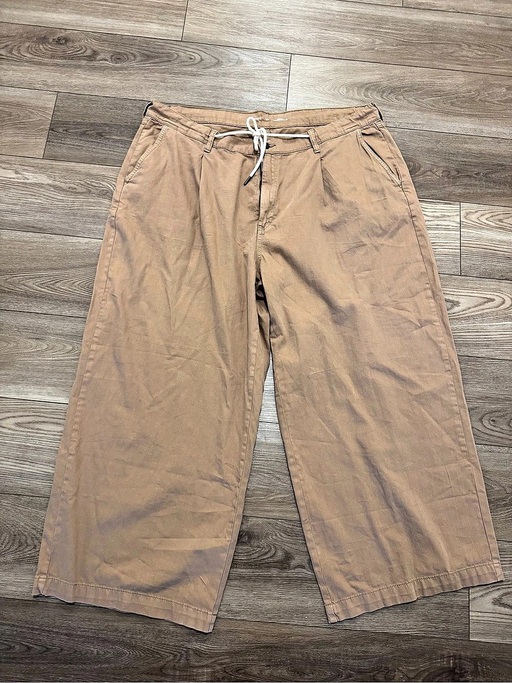 Old Navy Women's Drapey Wide Leg Pants Brown Size 20